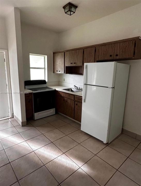 For Rent: $1,450 (2 beds, 1 baths, 1260 Square Feet)