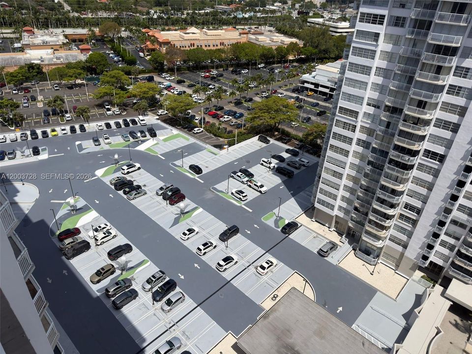 For Sale: $474,900 (2 beds, 2 baths, 1565 Square Feet)