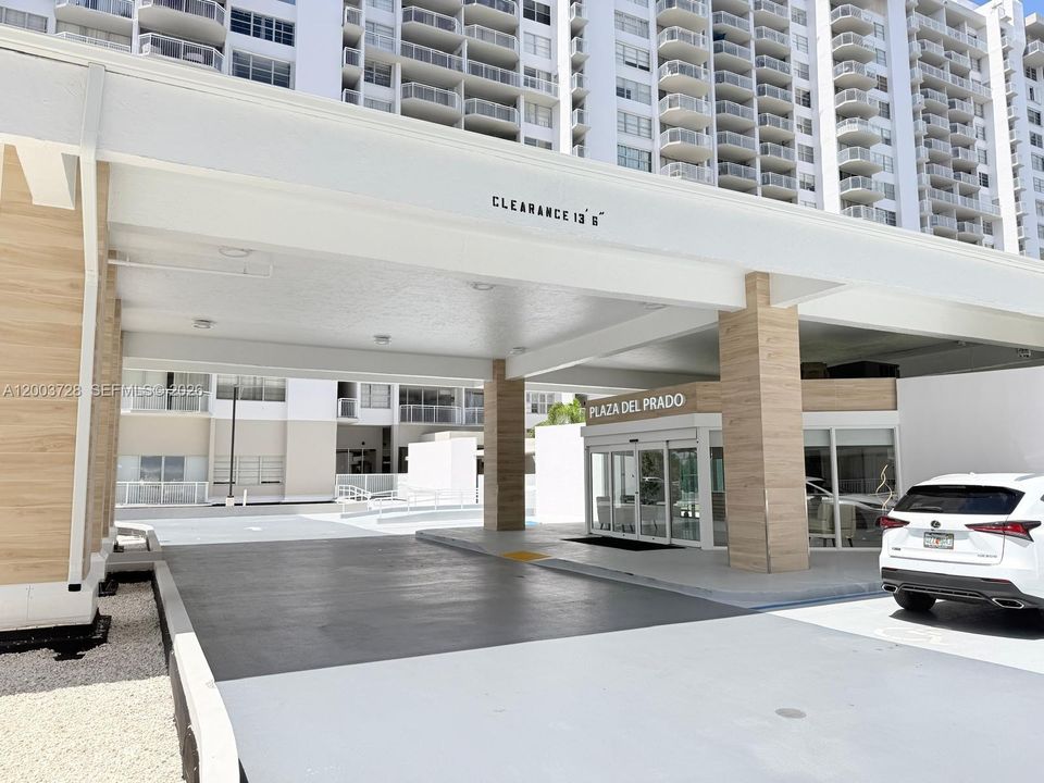 For Sale: $474,900 (2 beds, 2 baths, 1565 Square Feet)