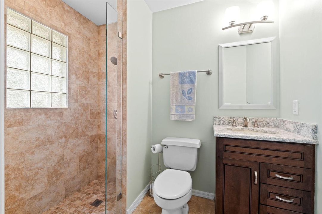 32-web-or-mls-A7404268