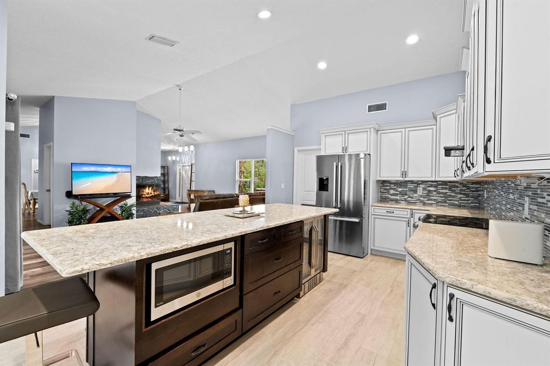 15-web-or-mls-A7404399
