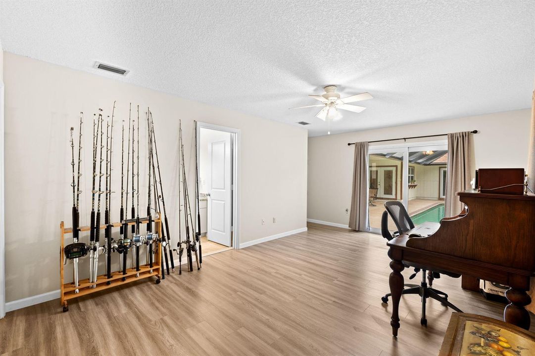 23-web-or-mls-A7404205