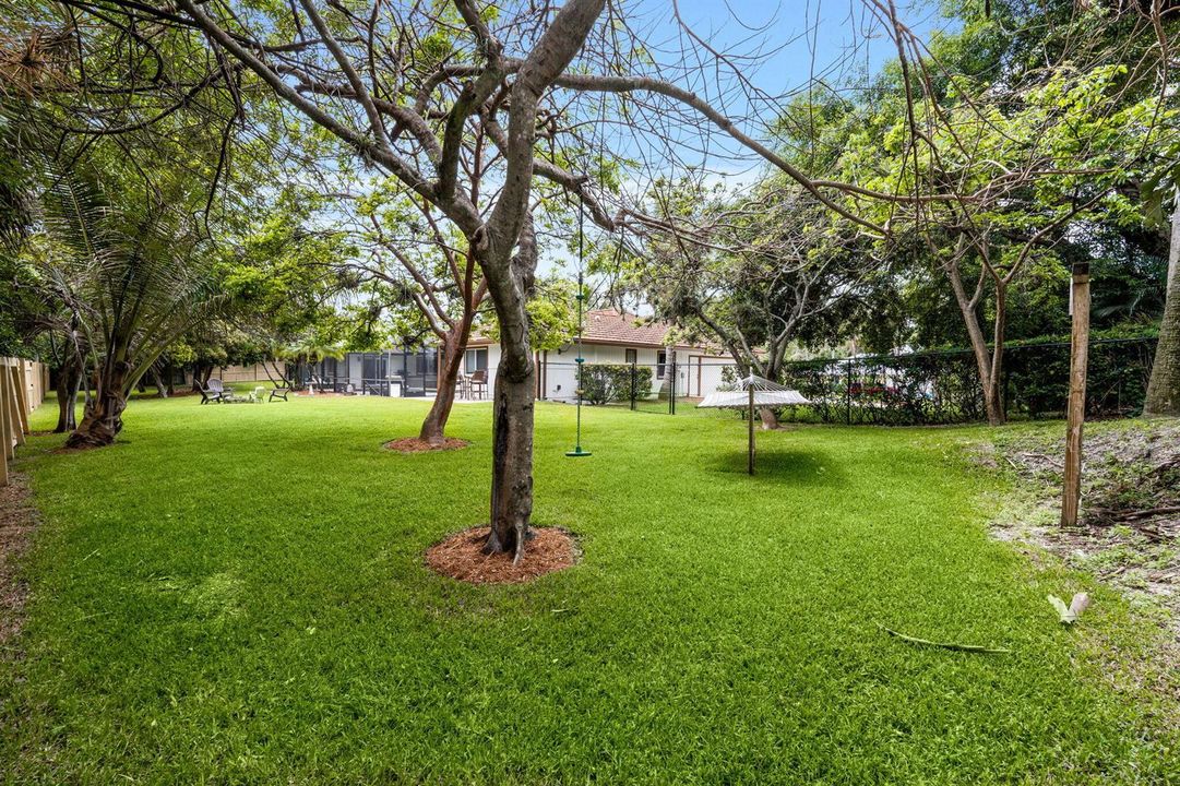 61-web-or-mls-A7404365