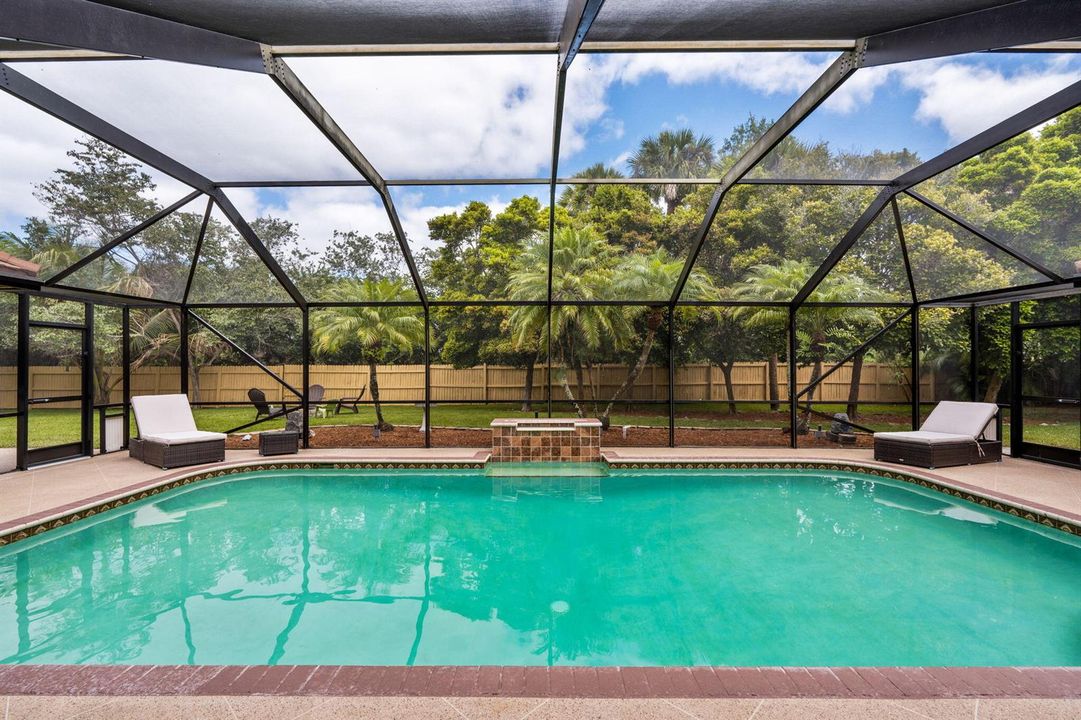 54-web-or-mls-A7404372