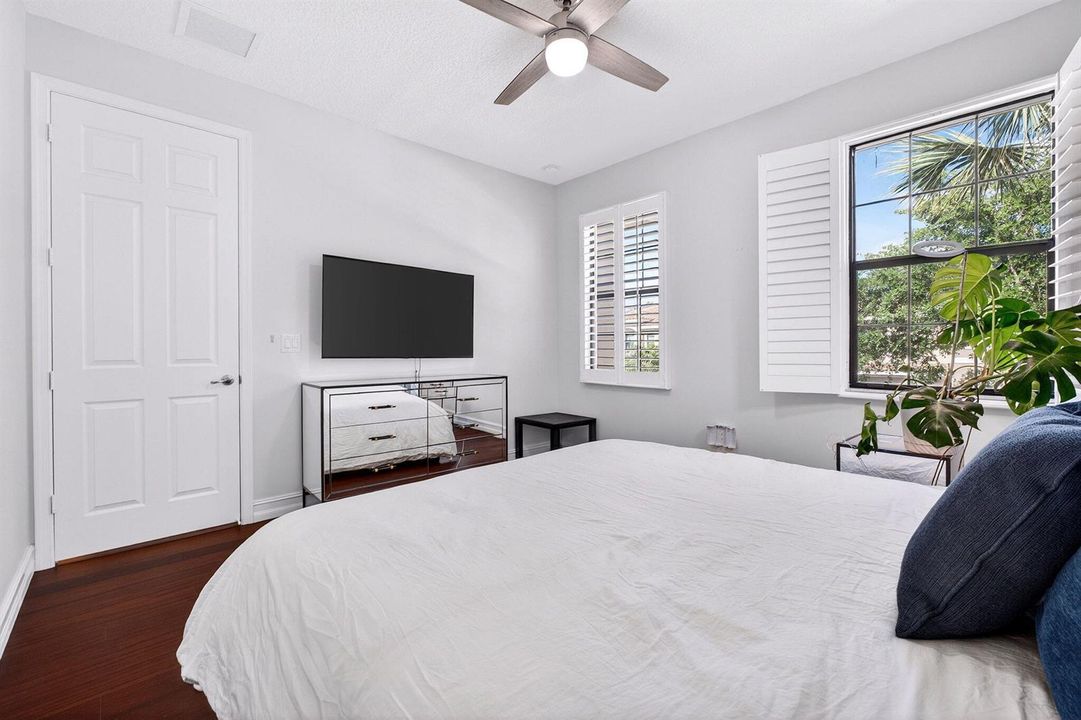 10-web-or-mls-DSC03590
