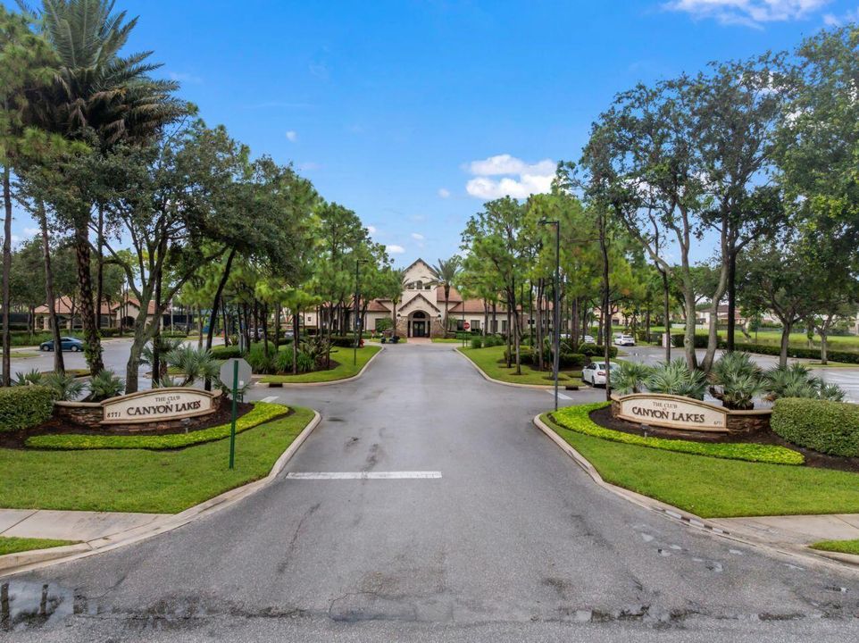 Canyon Lakes Clubhouse