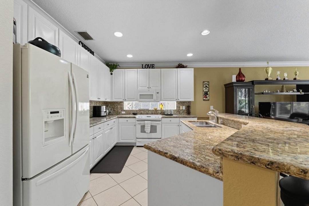 Open Kitchen