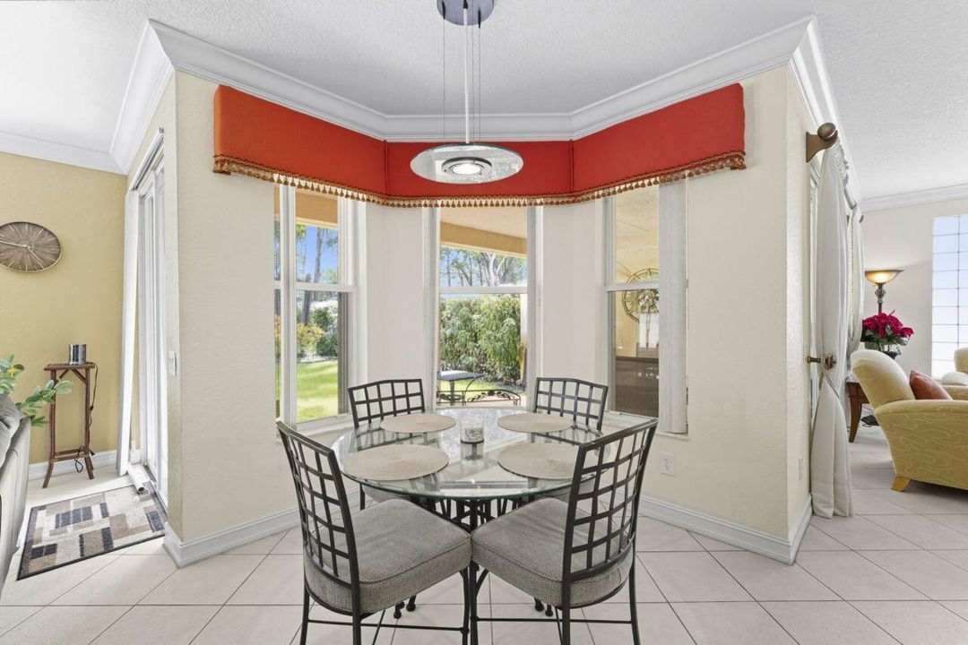 Breakfast nook