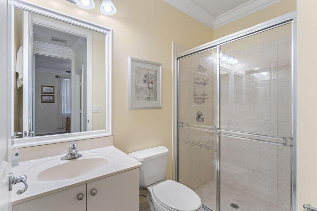 Downstairs full bathroom