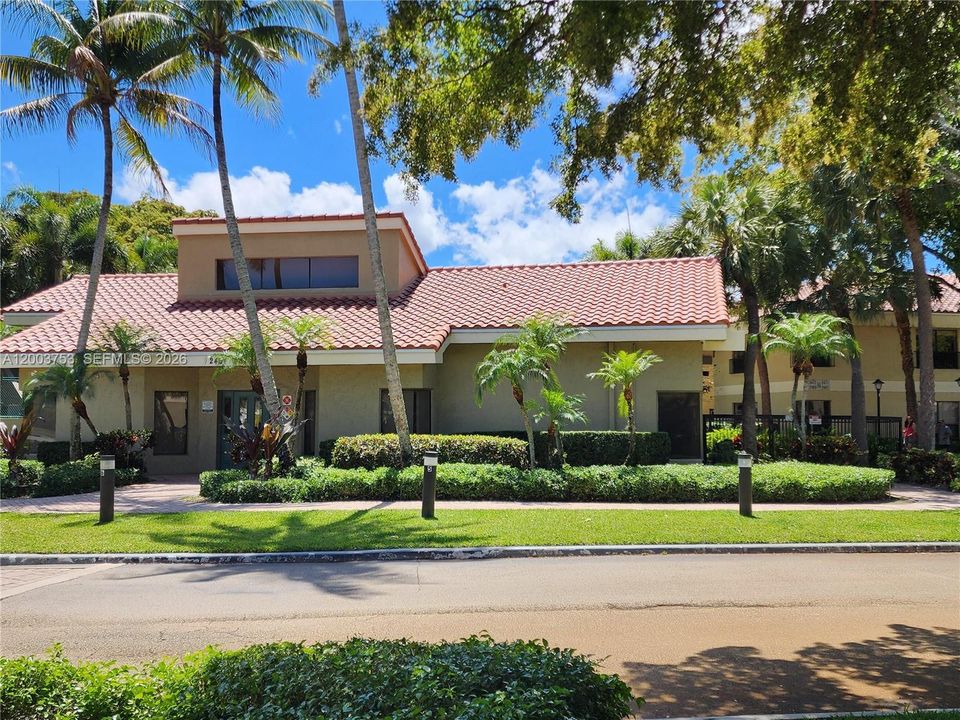 For Sale: $269,900 (3 beds, 2 baths, 1116 Square Feet)