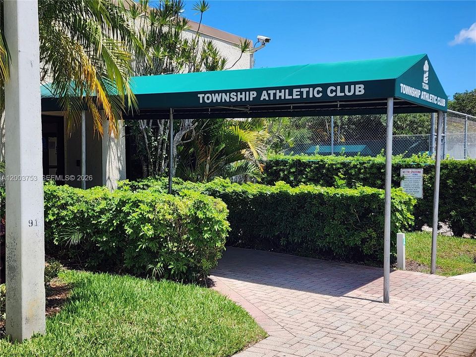 For Sale: $269,900 (3 beds, 2 baths, 1116 Square Feet)