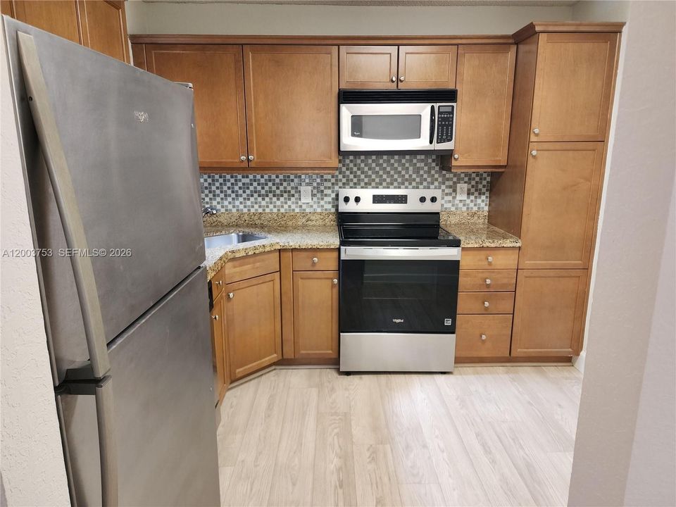For Sale: $269,900 (3 beds, 2 baths, 1116 Square Feet)