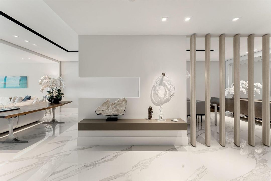 06_10201 Collins Ave_1oakstudio_08