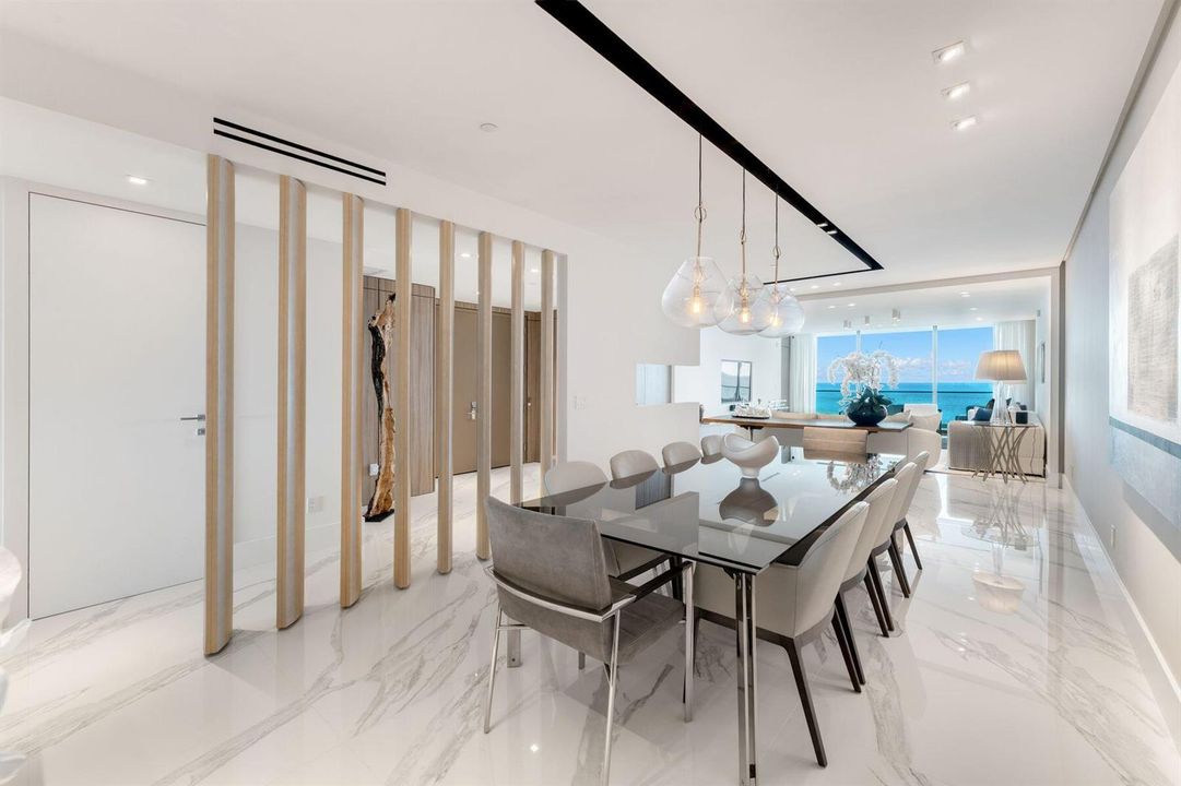 08_10201 Collins Ave_1oakstudio_10