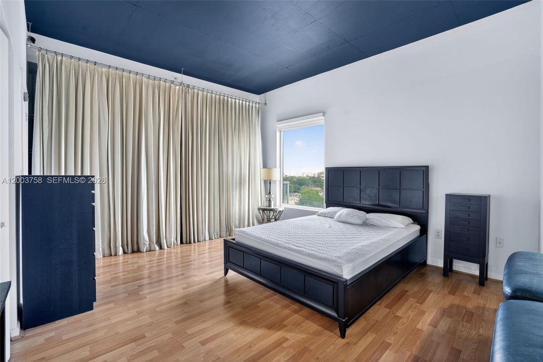 En Venta: $275,000 (1 camas, 1 baños, 696 Pies cuadrados)