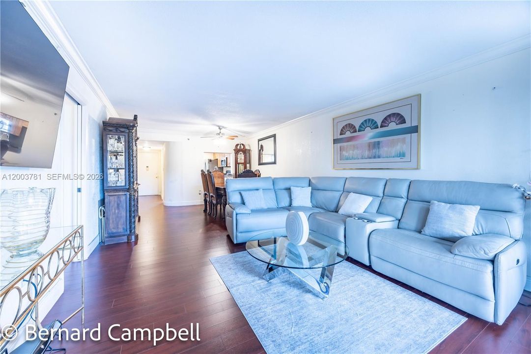 For Sale: $103,000 (2 beds, 2 baths, 1260 Square Feet)
