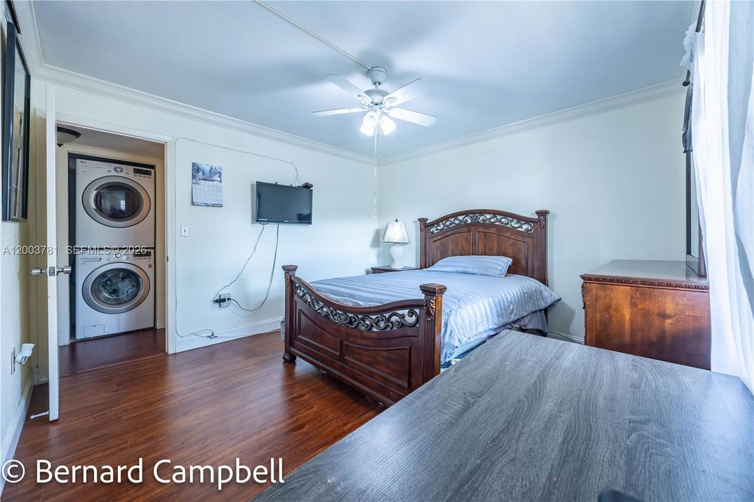 For Sale: $103,000 (2 beds, 2 baths, 1260 Square Feet)