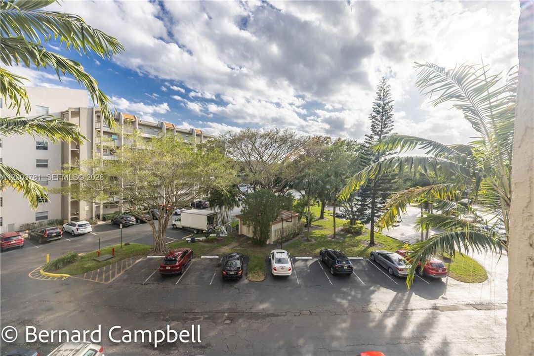 For Sale: $103,000 (2 beds, 2 baths, 1260 Square Feet)
