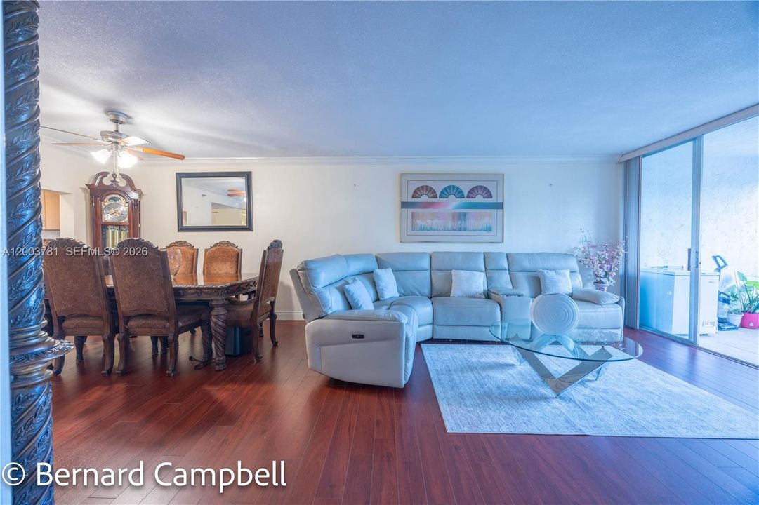 For Sale: $103,000 (2 beds, 2 baths, 1260 Square Feet)