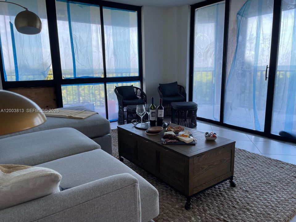 For Rent: $3,600 (2 beds, 2 baths, 1439 Square Feet)