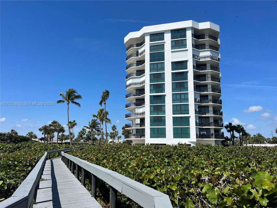 For Rent: $3,600 (2 beds, 2 baths, 1439 Square Feet)