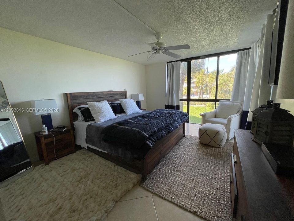 For Rent: $3,600 (2 beds, 2 baths, 1439 Square Feet)