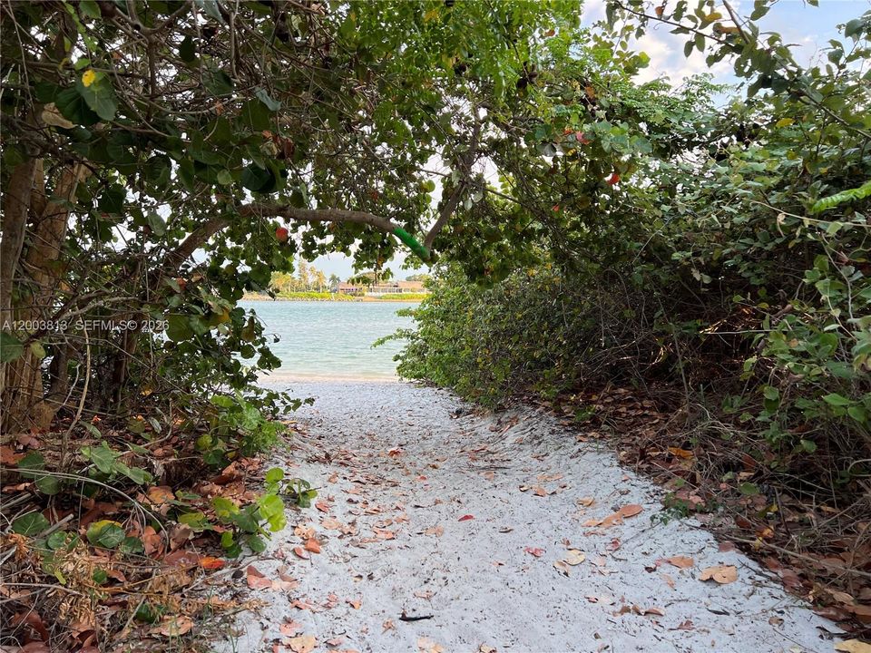For Rent: $3,600 (2 beds, 2 baths, 1439 Square Feet)