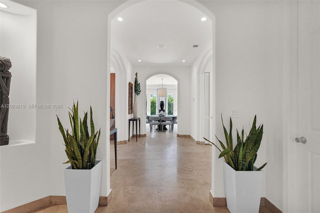 Towards the kitchen/dining area