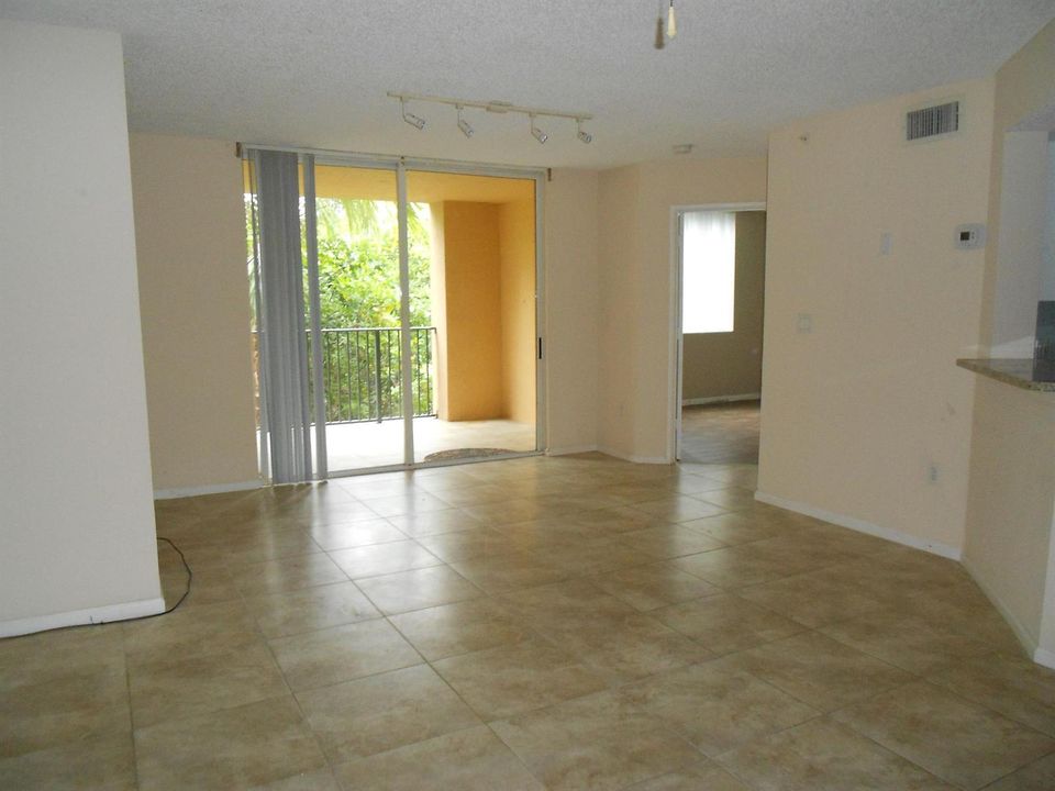 living/Dining Area