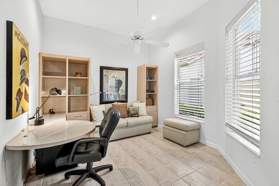 Office, Den or 3rd Bedroom Option