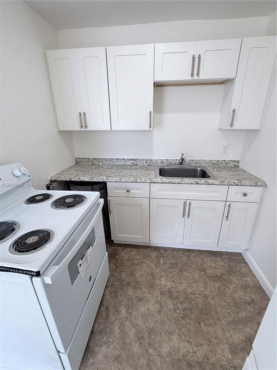For Rent: $1,550 (1 beds, 1 baths, 600 Square Feet)