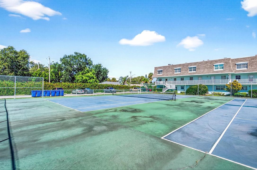 Tennis