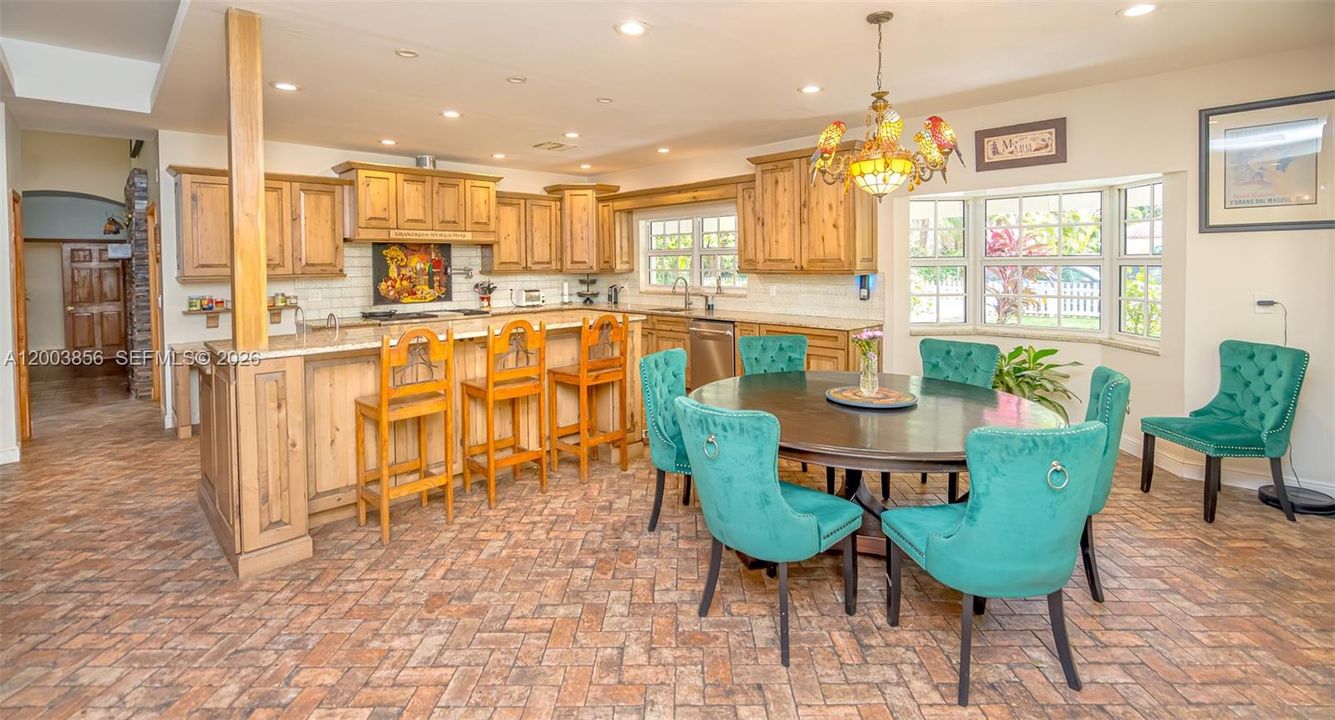 For Sale: $2,440,000 (7 beds, 6 baths, 5775 Square Feet)