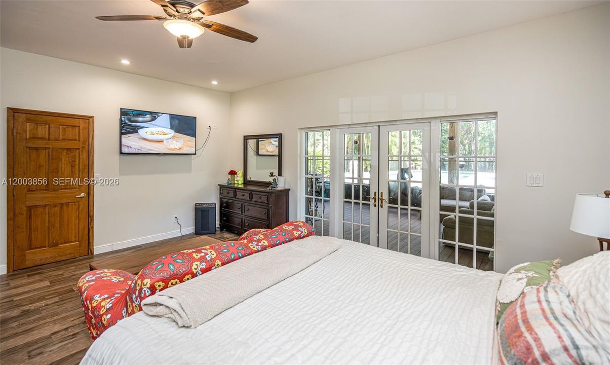 For Sale: $2,440,000 (7 beds, 6 baths, 5775 Square Feet)