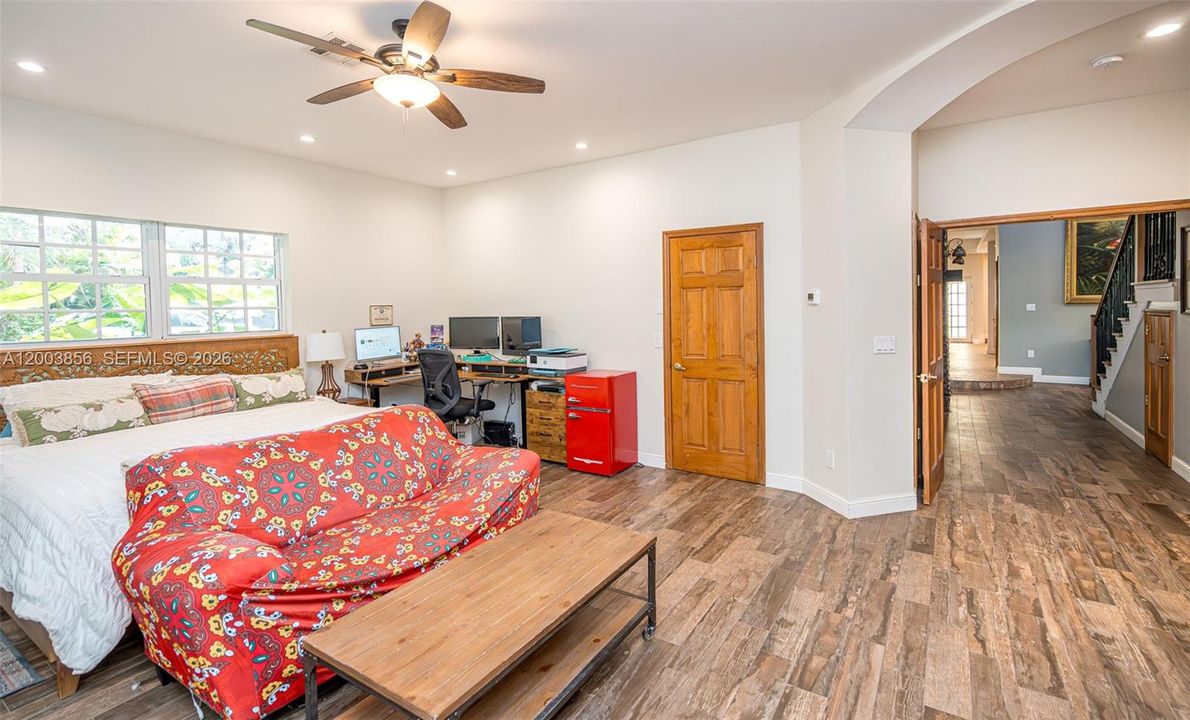 For Sale: $2,440,000 (7 beds, 6 baths, 5775 Square Feet)