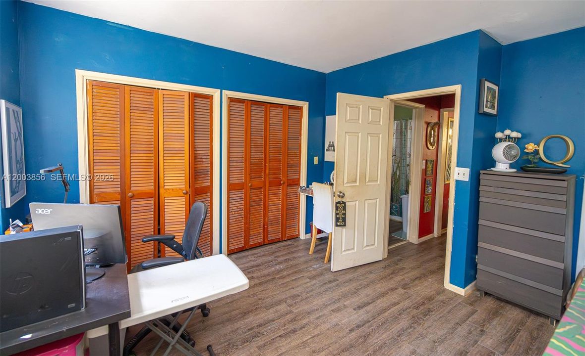 For Sale: $2,440,000 (7 beds, 6 baths, 5775 Square Feet)