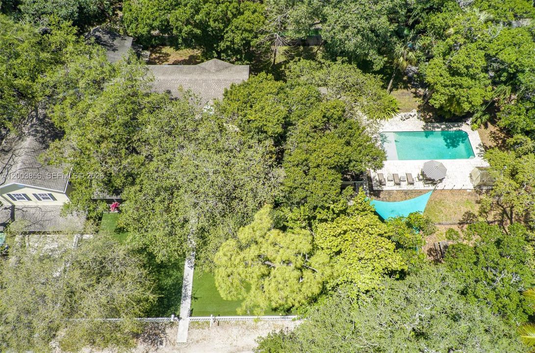 For Sale: $2,440,000 (7 beds, 6 baths, 5775 Square Feet)