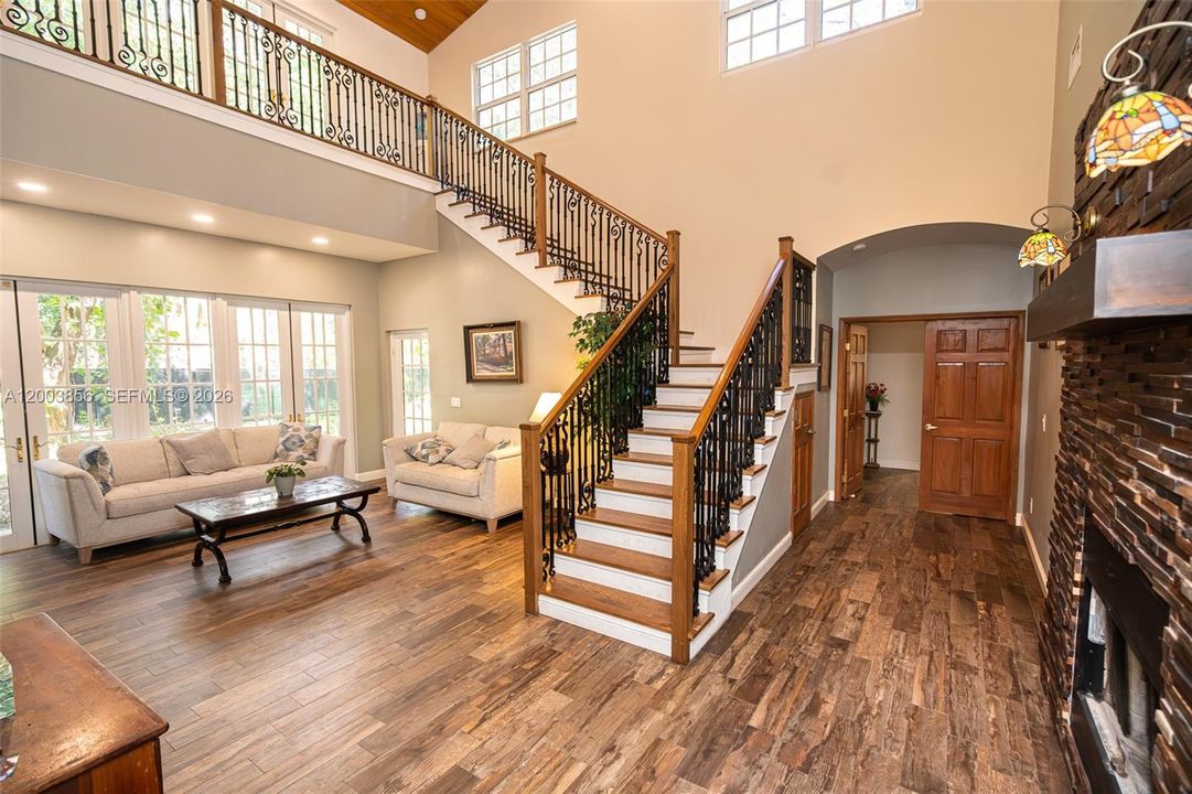 For Sale: $2,440,000 (7 beds, 6 baths, 5775 Square Feet)