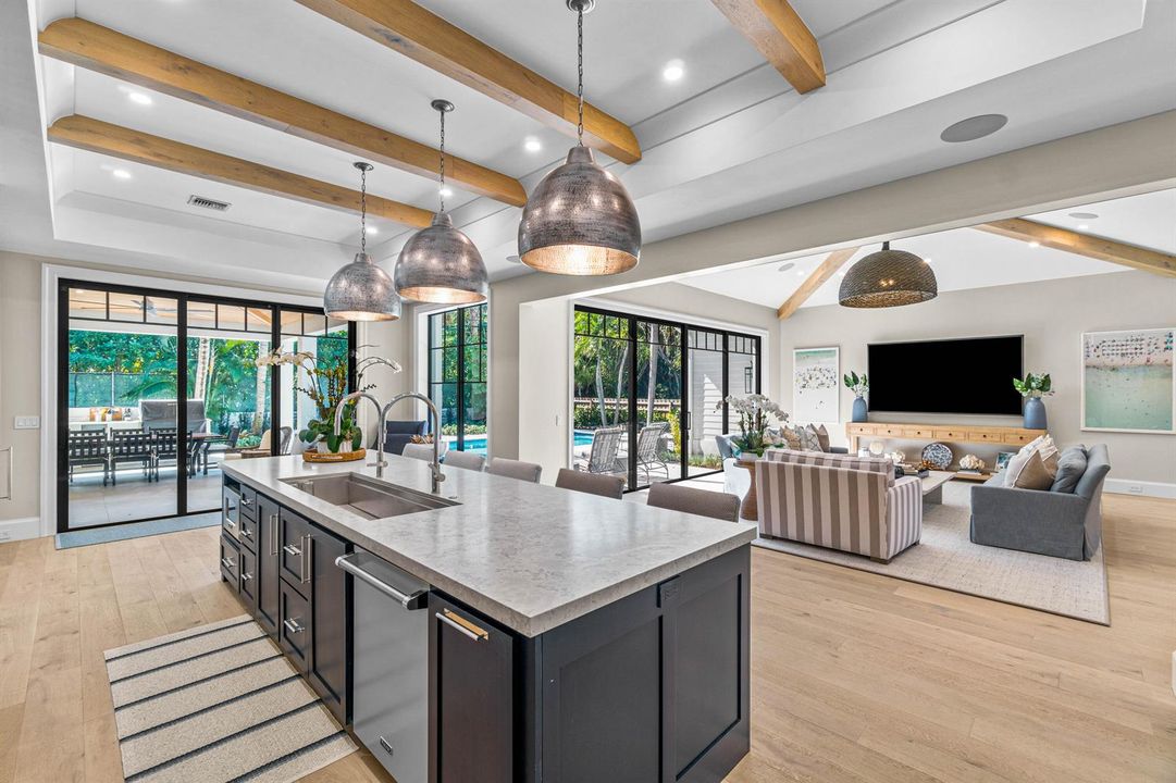 OPEN LIVING SPACE