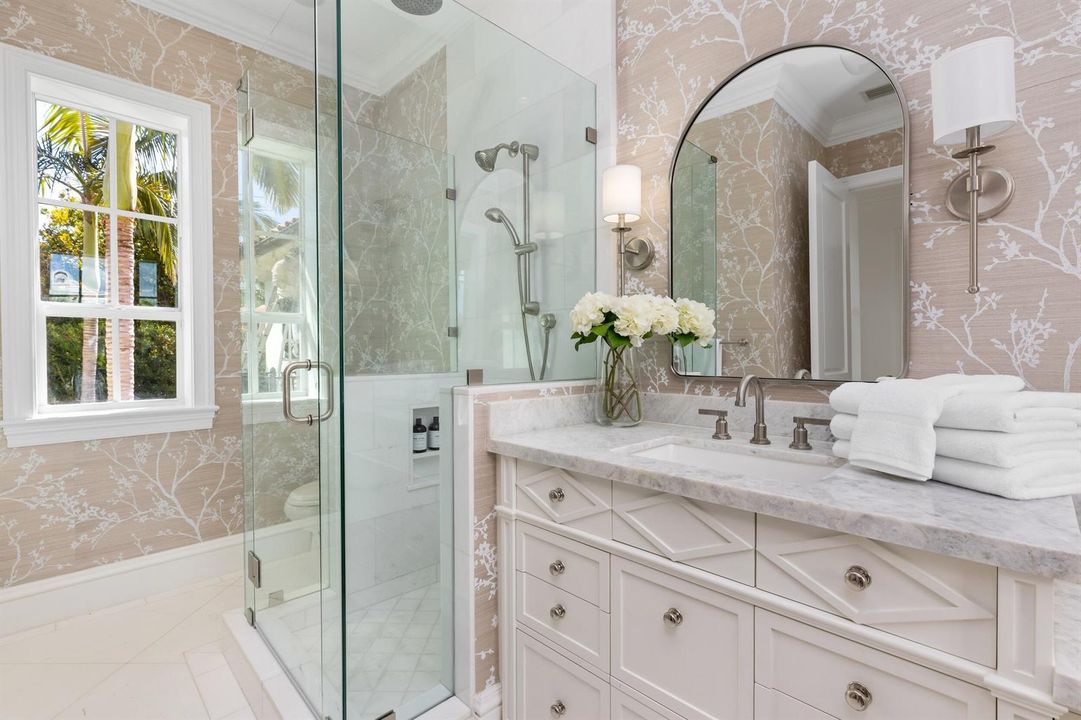 22 Master Bath 2