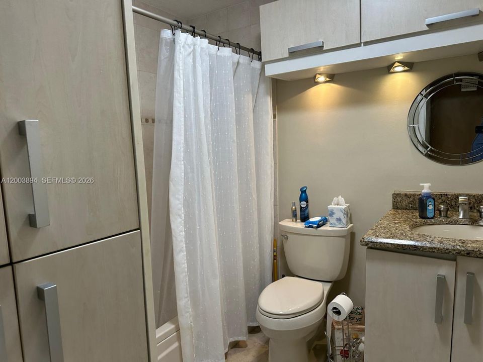 For Sale: $1,050,000 (2 beds, 2 baths, 1452 Square Feet)
