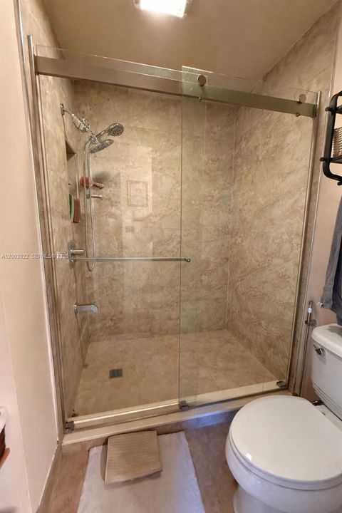 На продажу: $369,500 (3 спален, 2 ванн, 1472 Квадратных фут)