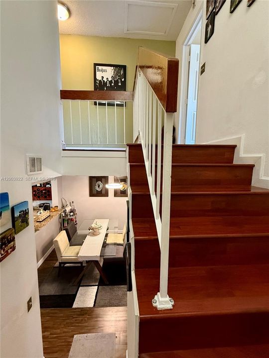 На продажу: $369,500 (3 спален, 2 ванн, 1472 Квадратных фут)