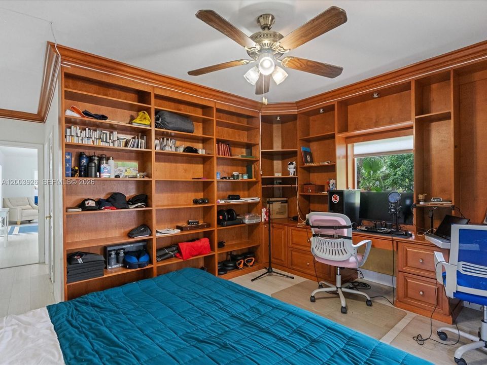 En Venta: $3,280,000 (4 camas, 4 baños, 2530 Pies cuadrados)