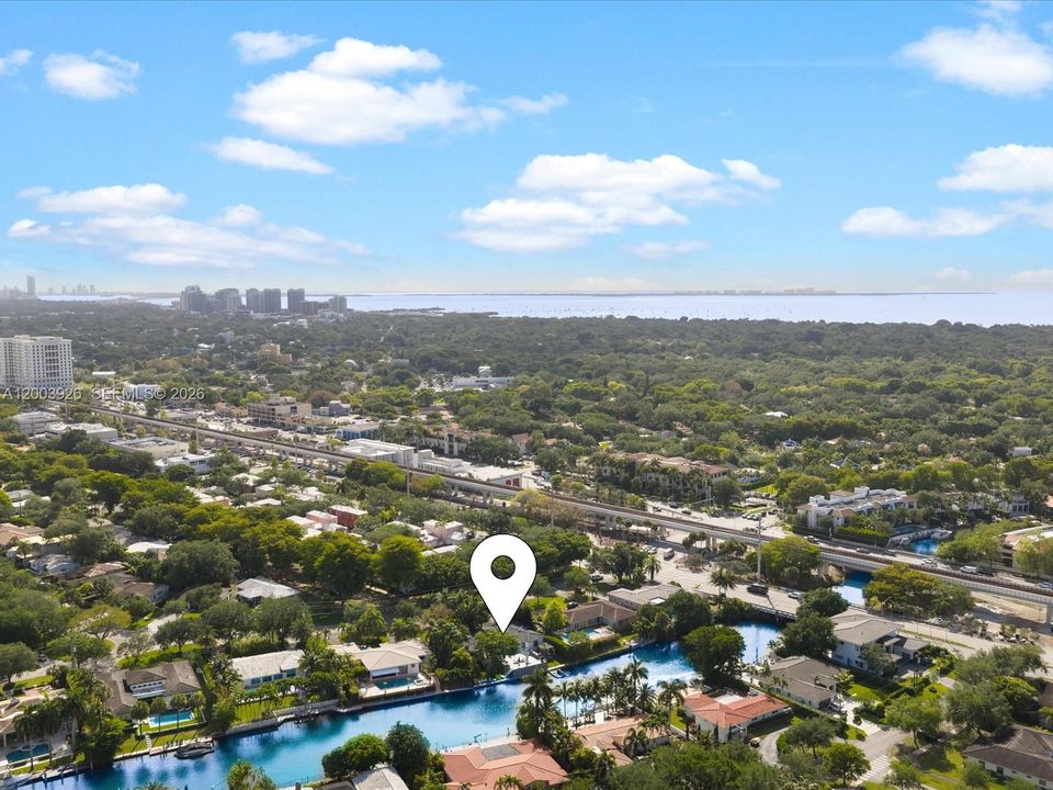 En Venta: $3,280,000 (4 camas, 4 baños, 2530 Pies cuadrados)