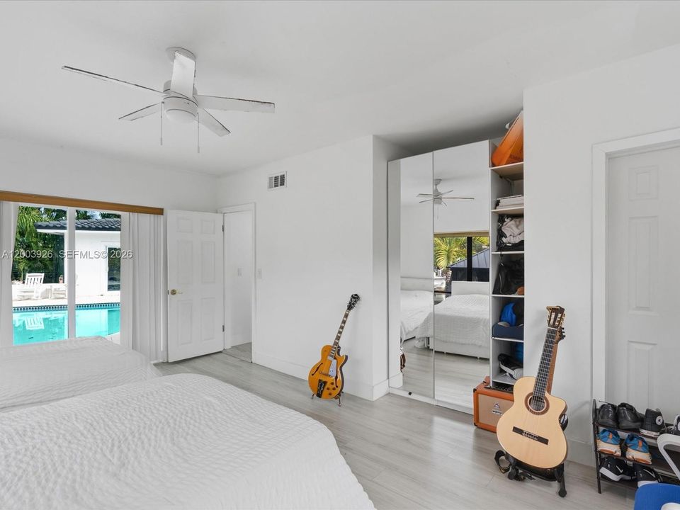En Venta: $3,280,000 (4 camas, 4 baños, 2530 Pies cuadrados)