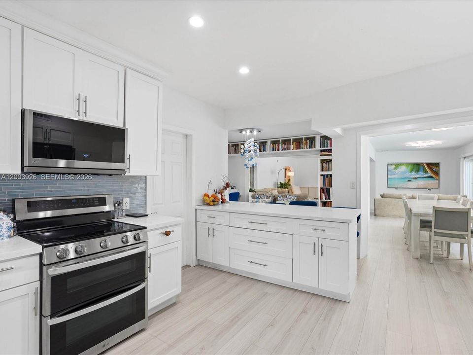 En Venta: $3,280,000 (4 camas, 4 baños, 2530 Pies cuadrados)