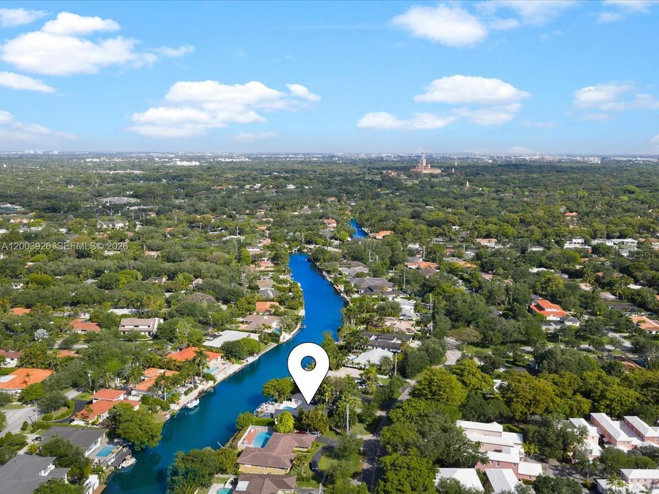 En Venta: $3,280,000 (4 camas, 4 baños, 2530 Pies cuadrados)