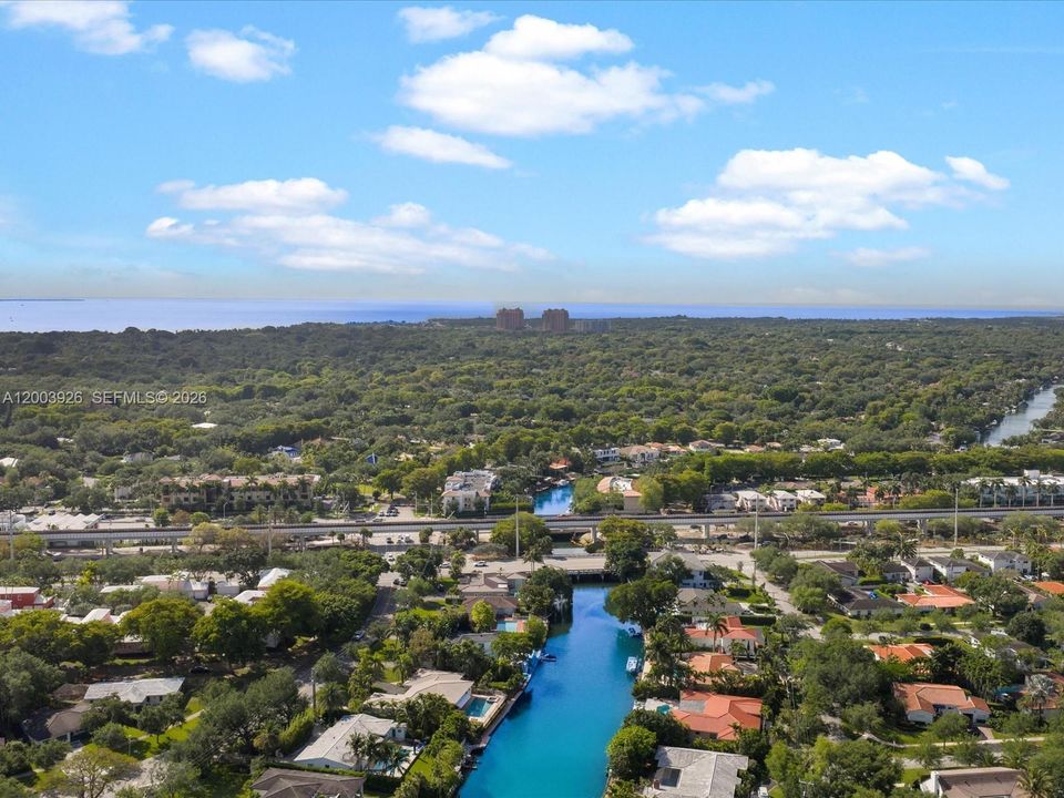 En Venta: $3,280,000 (4 camas, 4 baños, 2530 Pies cuadrados)