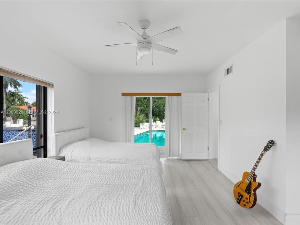 En Venta: $3,280,000 (4 camas, 4 baños, 2530 Pies cuadrados)